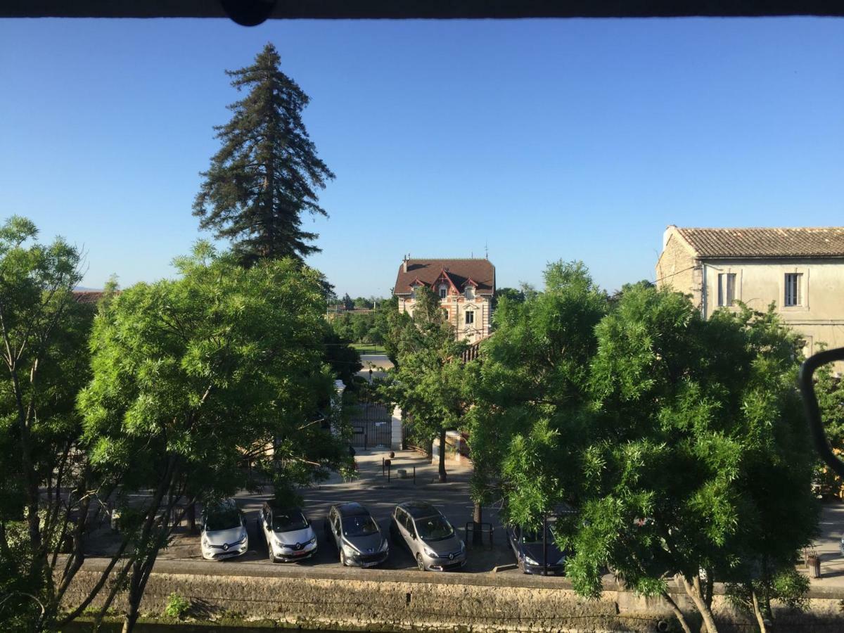 Suite Sur La Sorgue リル・シュル・ラ・ソルギュ エクステリア 写真